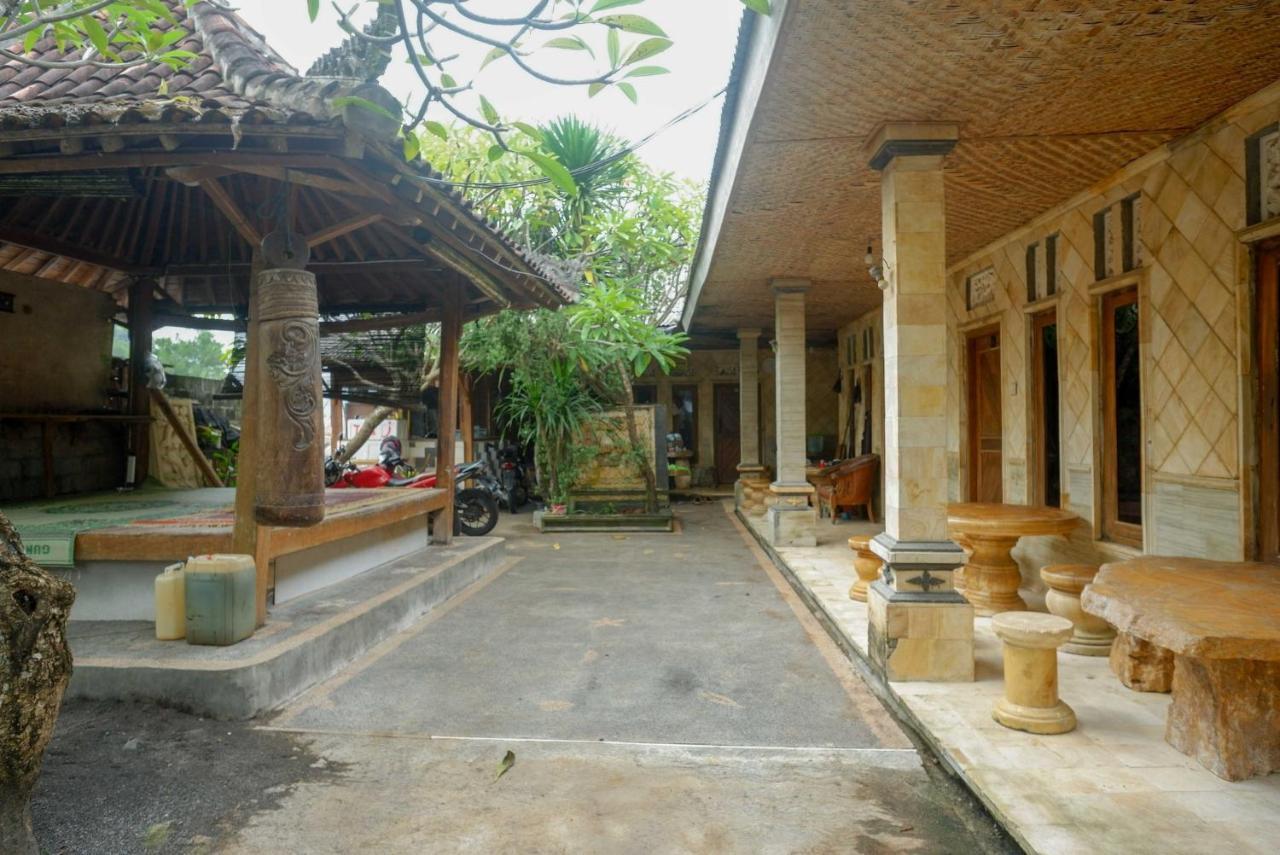 Hotel Kampoeng Drini Redpartner Brono 외부 사진