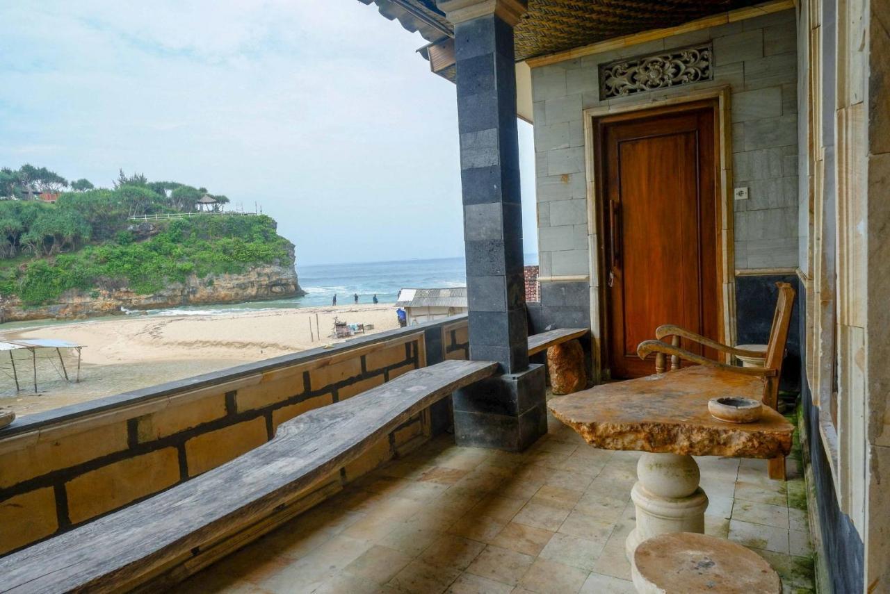 Hotel Kampoeng Drini Redpartner Brono 외부 사진